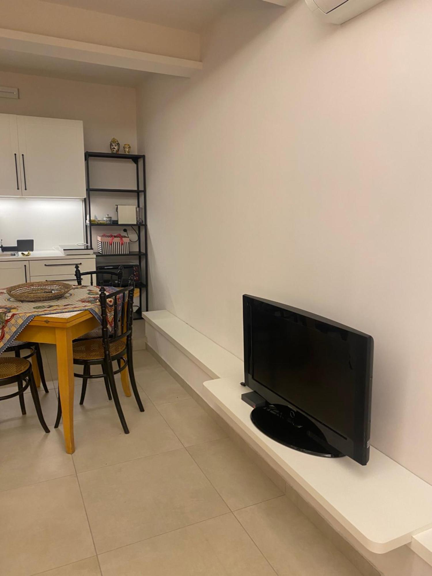 Emanuele Domus Apartment CTA Exteriér fotografie